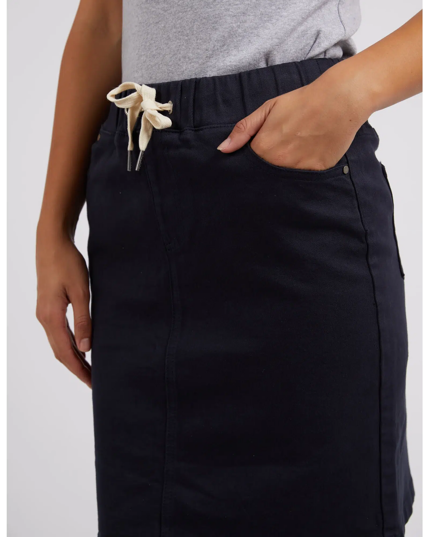 Rio Skirt - Navy-Foxwood-Lima & Co