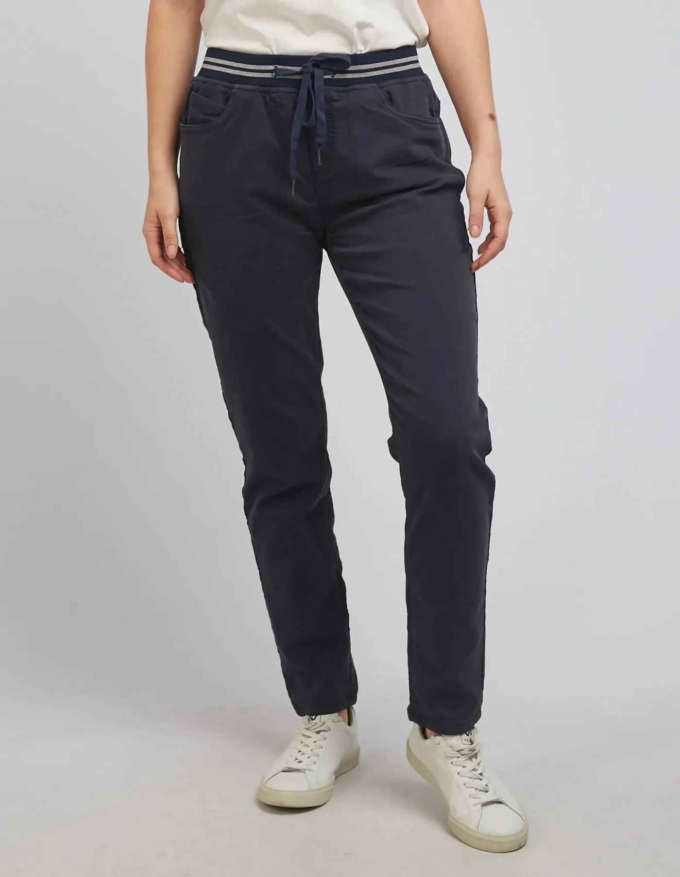 Sylvia Jogger - Navy-Foxwood-Lima & Co